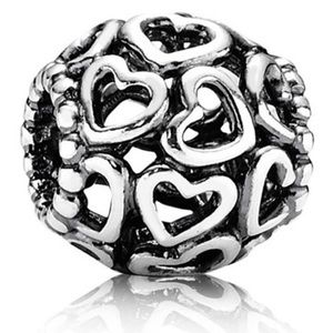Authentic PANDORA Charm 💕
